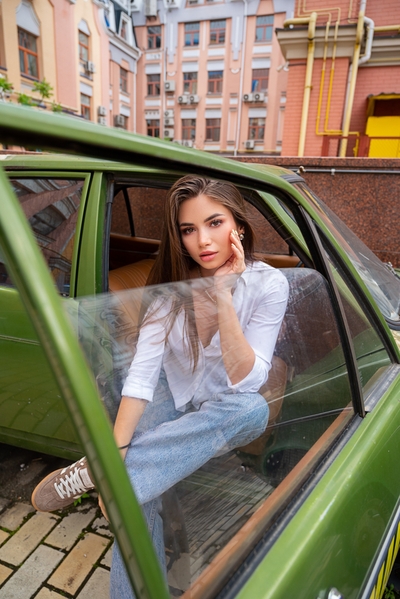 Karina — photo