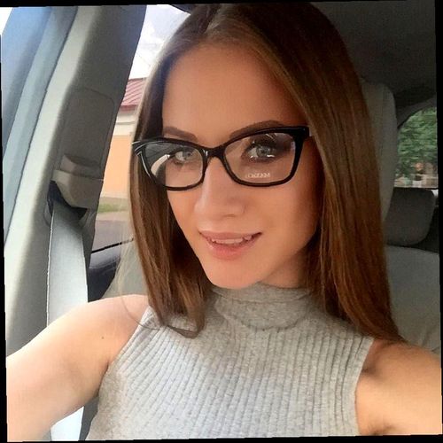 Elena — photo