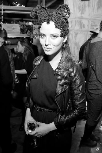 Jaroslava — photo