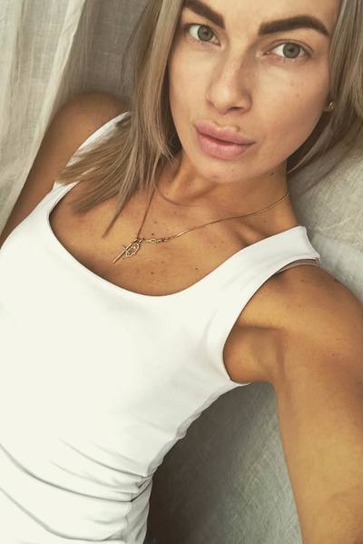 Valeria — photo