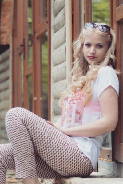 Olena — photo