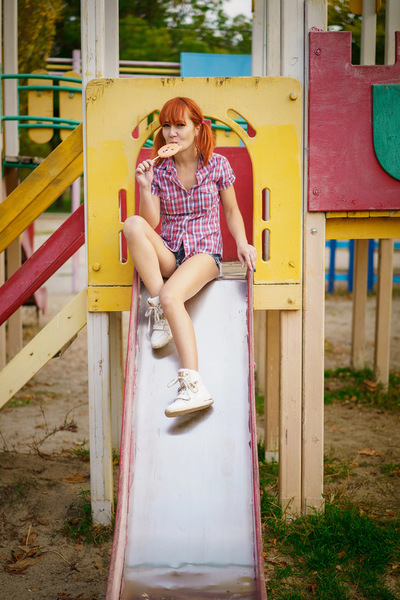 Taya — photo