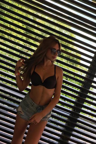 marina — photo