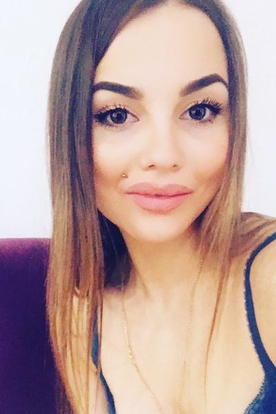 karina — photo