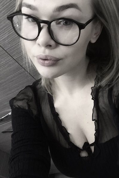 Yana — photo